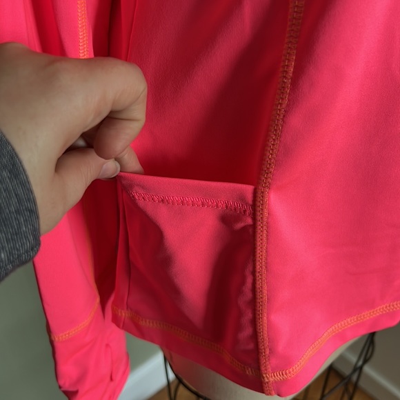 HOLIDAY SALE Everlast Long sleeve Fitness Top - Picture 3 of 6